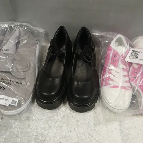 BOX OF APPROXIMATELY 15 ASSORTED PAIRS OF SHOES AND FOOTWEAR ITEMS IN VARIOUS COLOURS, STYLES, AND SIZES - COLLECTION ONLY