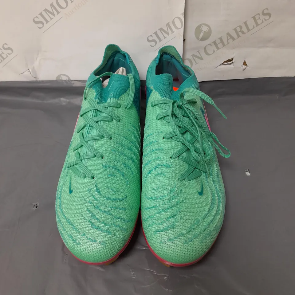 NIKE PHANTOM LUNA FOOTBALL SHOES GREEN SIZE 8