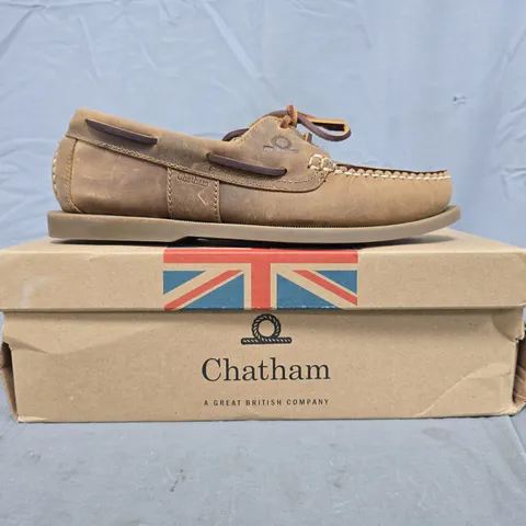 BOXED PAIR OF CHATHAM SHOES IN WALNUT SIZE 7.5 (EU 41.5)