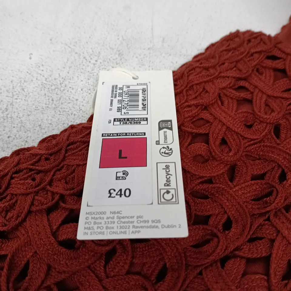 M&S WOMEN'S RED CROCHET 2 PIECE OUTFIT LARGE SKIRT/TOP