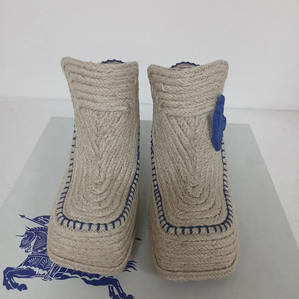 BURBERRY HEELED ESPADRILLE – NATURAL ROPE, EUR 38 (UK 5)