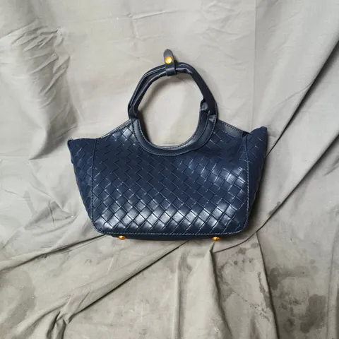 BOX OF APPROXIMATELY 15 X BLUE LADIES HANDBAGS WITH CARRY HANDLES