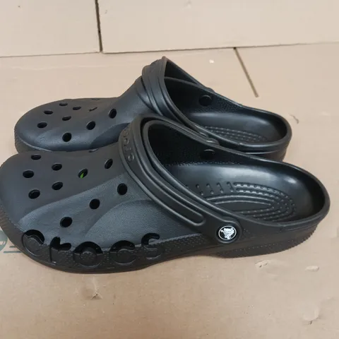 PAIR OF CROCS BAYA SLIDERS IN BLACK - UK M11 / W12