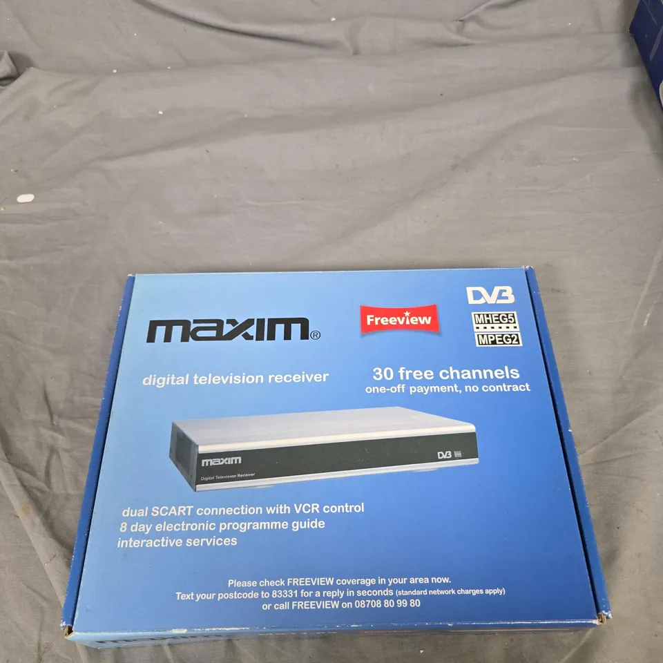 MAXIM DIGITAL TELEVISION RECEIVER