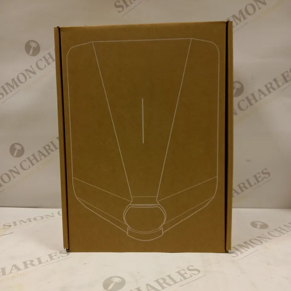 EASEE CHARGE EC001-BLACK ROBOT 1PH & 3PH UPTO 22KW