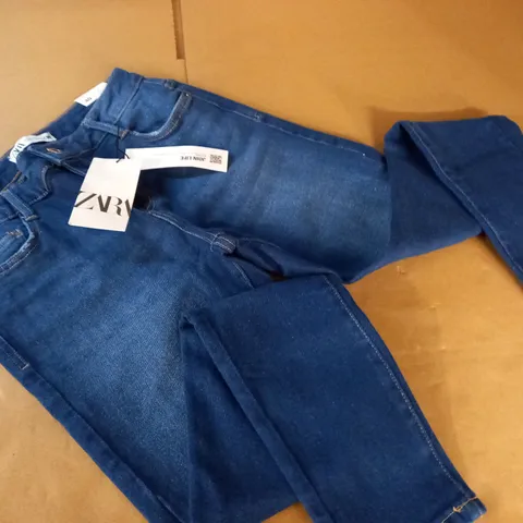 ZARA SKINNY FIT MID RISE JEANS - UK 12