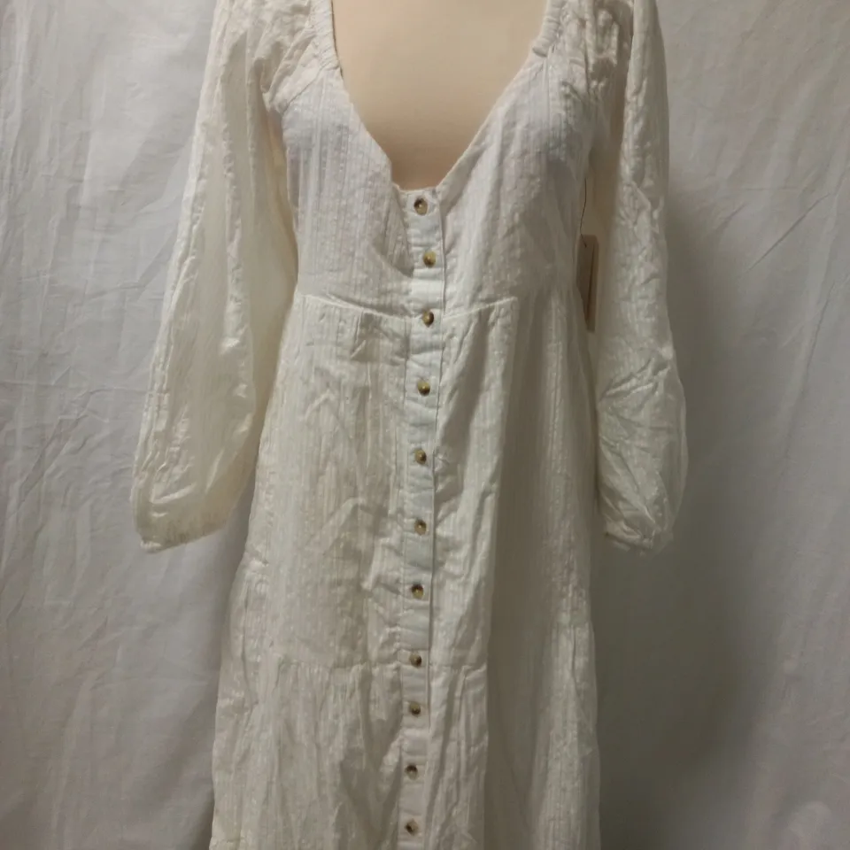 BILLABONG LONG WHITE DRESS - SIZE L