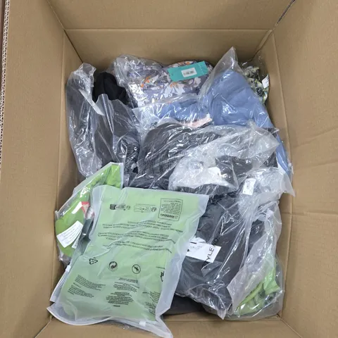 BOX OF APPROXIMATELY 30 ASSORTED CLOTHING ITEMS TO INCLUDE: LA MAREY BLACK FLEECE TOP