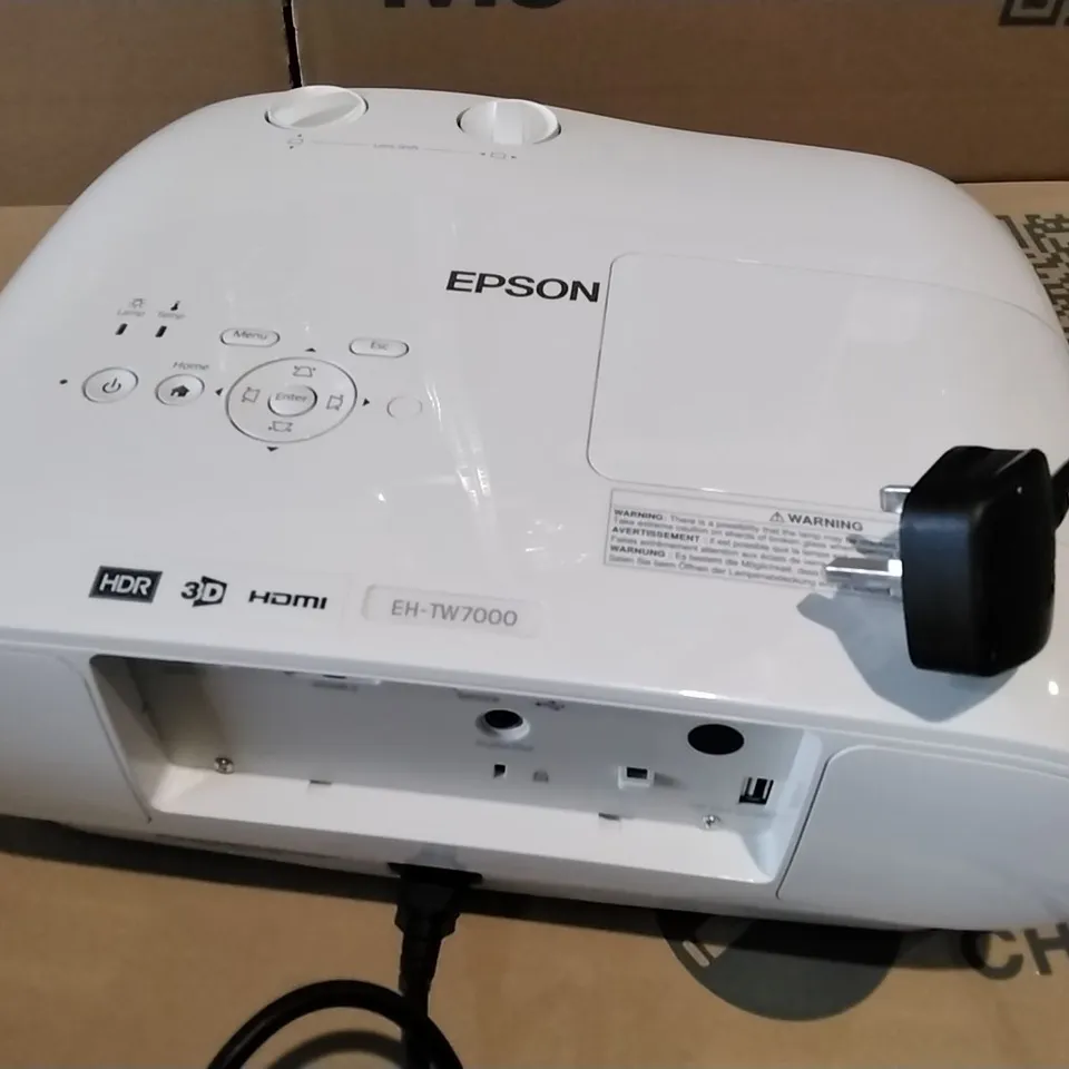 EPSON EH-TW7000 WHITE PROJECTOR 