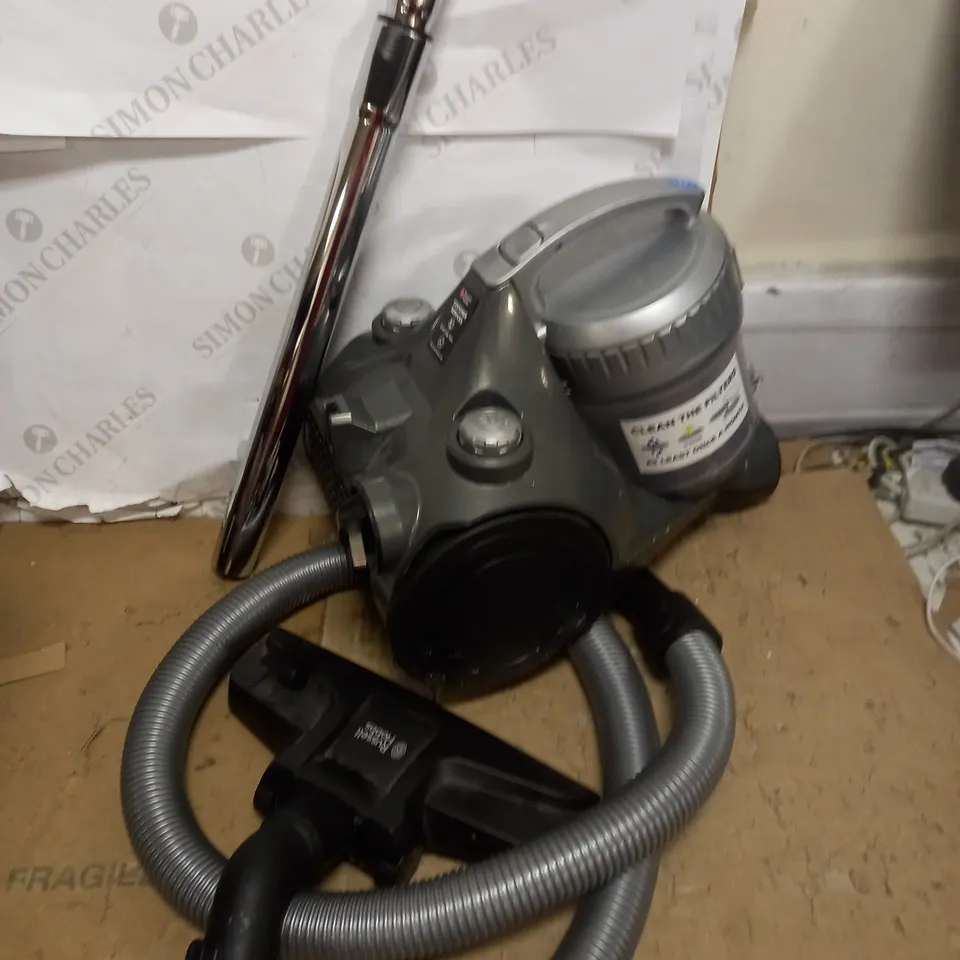 RUSSELL HOBBS COMPACT XS CYLINDER VACUUM