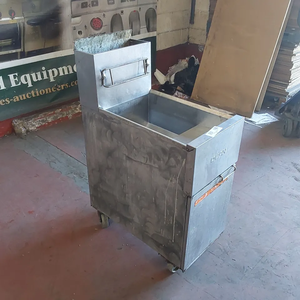 DEAN COMMERCIAL GAS FRYER