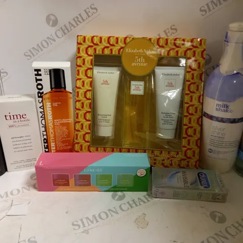 BOX OF APPROX 20 ASSORTED BEAUTY PRODUCTS TO INCLUDE MILSHAKE SILVER SHAMPOO, DAVID BECKHAM DEODORANT SPRAY, LANIEGE SLEEPING MASK COLLECTION, ETC