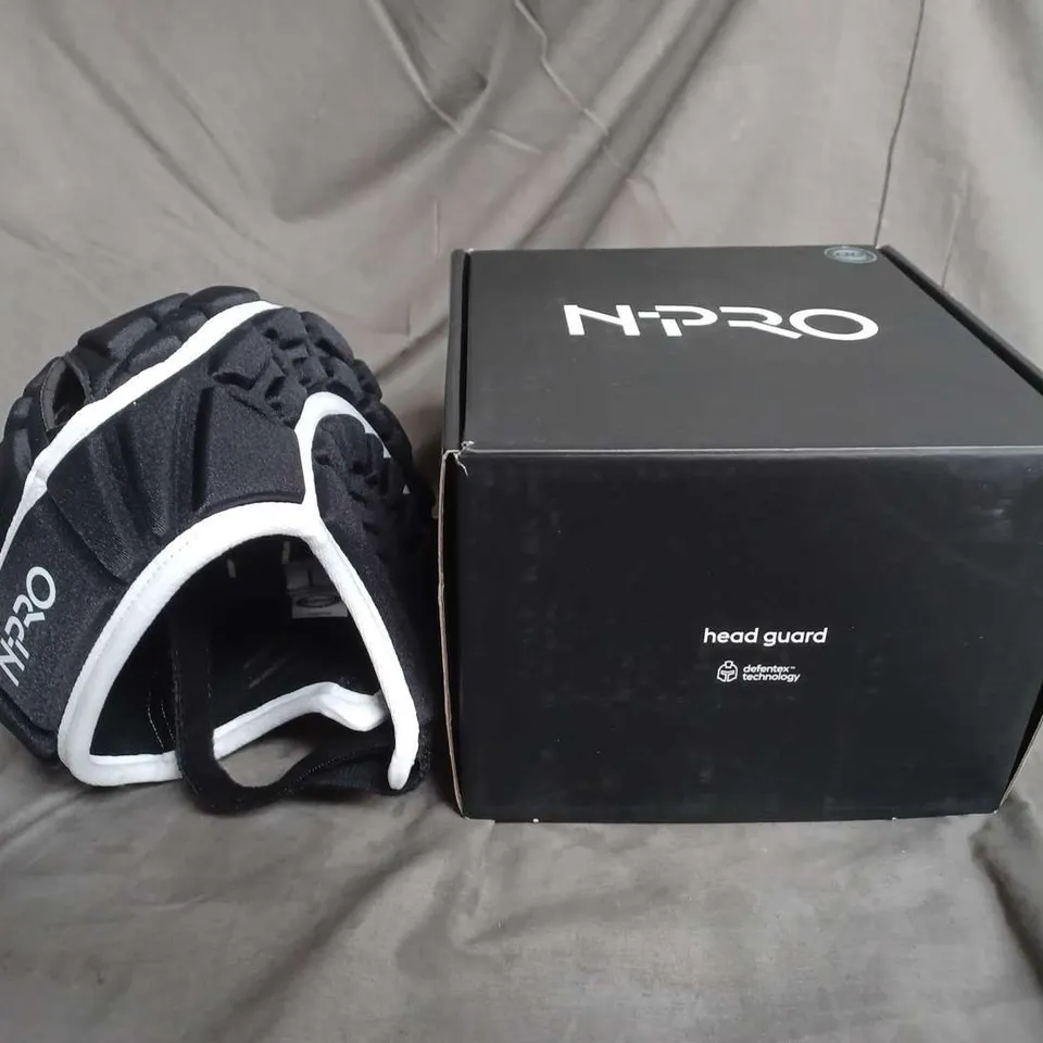 BOXED N-PRO ADULT HEAD GUARD IN BLACK/WHITE SIZE L