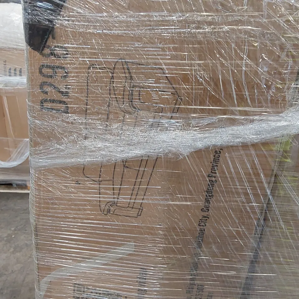 PALLET OF ASSORTED FURNITURE ITEMS