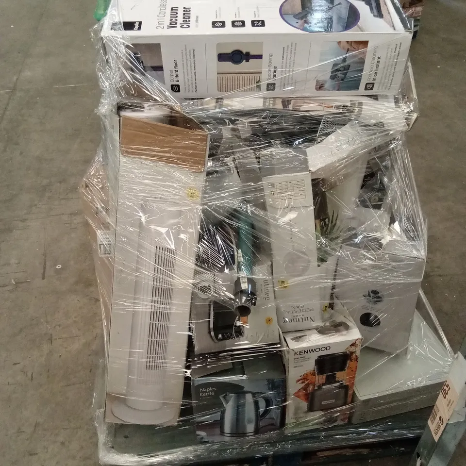 PALLET OF ASSORTED ELECTRIC KITCHEN APPLIANCES AND HOUSEHOLD ELECTRIC GOODS TO INCLUDE; MICROWAVES, GRINDER, KETTLE, TOASTER, FANS, VACUUM CLEANERS, FOOD PROCESSOR ETC