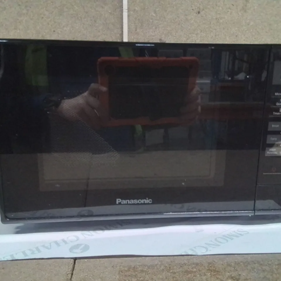 BOXED PANASONIC MICROWAVE 