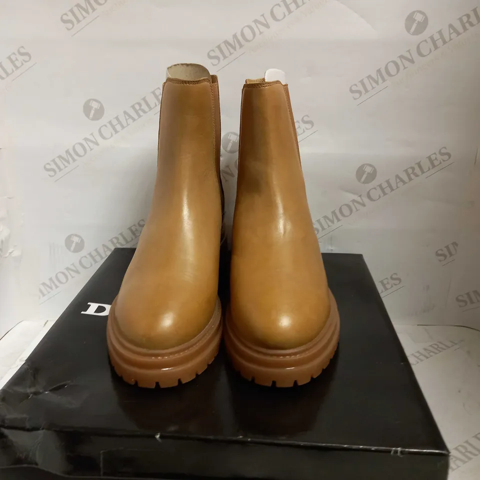 DUNE PALLES LEATHER BOOTS CAMEL SIZE 6
