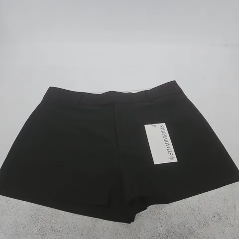 STRADIVARIUS BLACK SHORTS – WOMEN'S, UK 10 (EU 38)