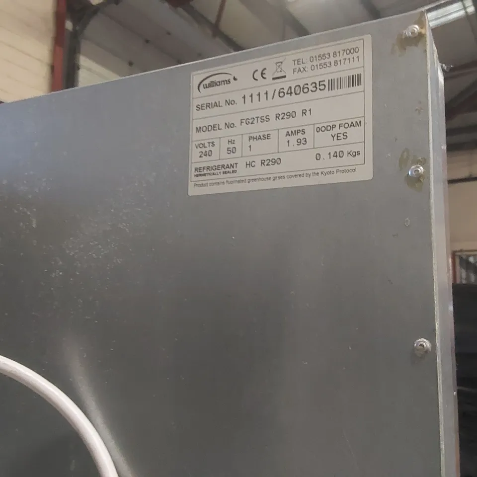 WILLIAM FG2TSS R290 R1 COMMERCIAL DOUBLE DOOR REFRIGERATOR