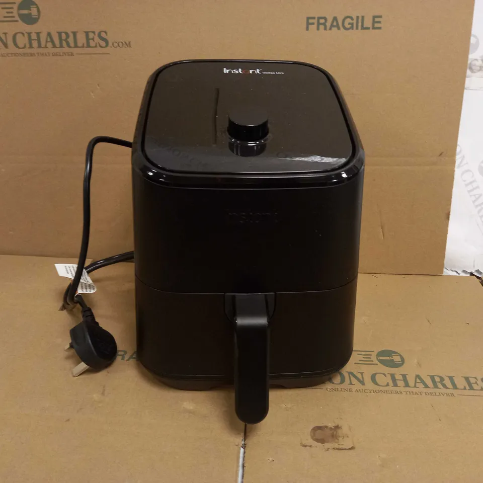 INSTANT POT BRANDS VORTEX MINI AIR FRYER - 2L - BLACK
