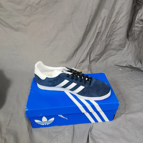 ADIDAS GAZELLE NAVY SUEDE SNEAKERS – UK 10½ (US 11, EU 45 1/3)