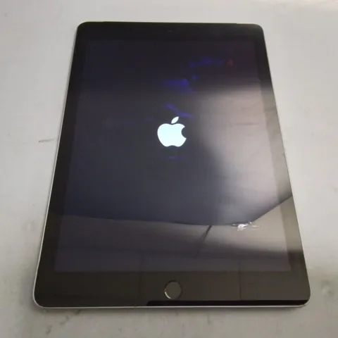 UNBOXED APPLE IPAD 9.7" MODEL A1954