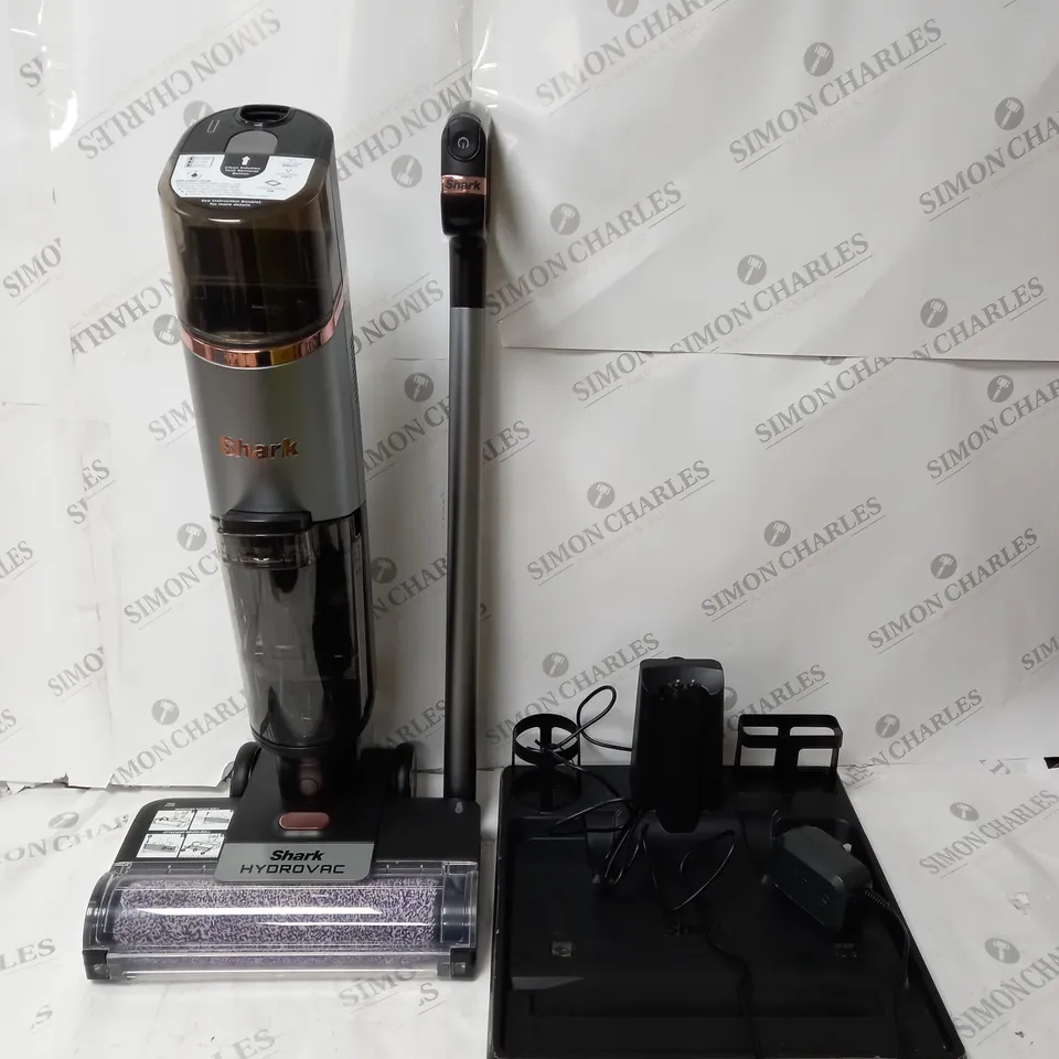 BOXED SHARK HYDROVAC HARD FLOOR WET & DRY CORDLESS CLEANER WD210UK 