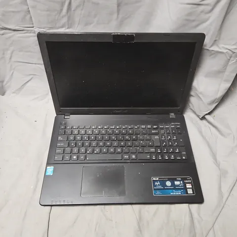 ASUS P550L NOTEBOOK PC - WINDOWS 8 PRO, 4GB RAM, 500GB HDD