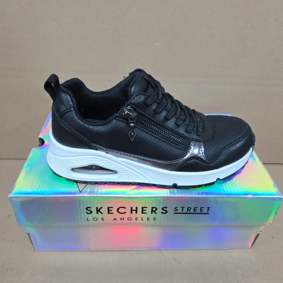 SKECHERS UNO TRAINERS BLACK SIZE 3