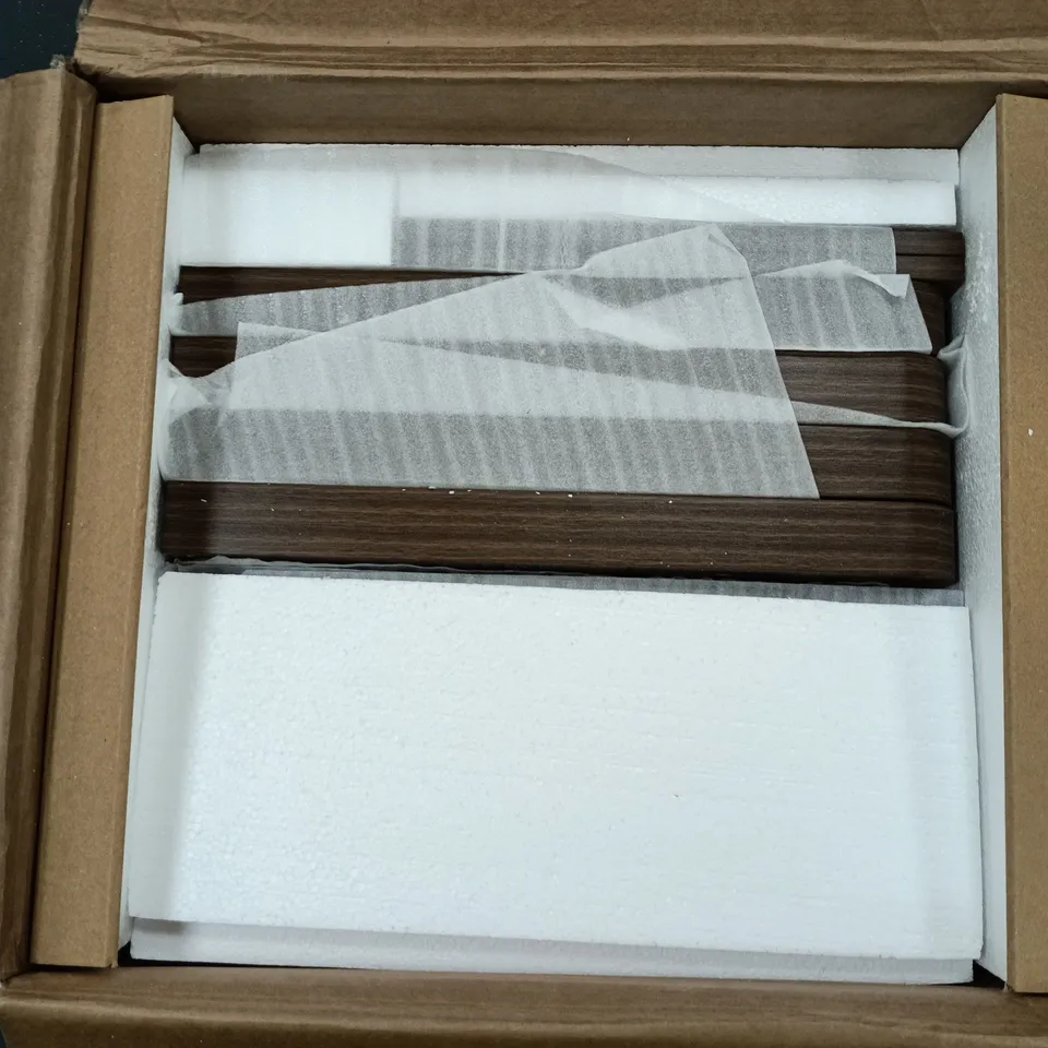 OAKHAM DESIGNS WOODEN PRODUCT – BOXED, PRODUCT NOT VERIFIED
