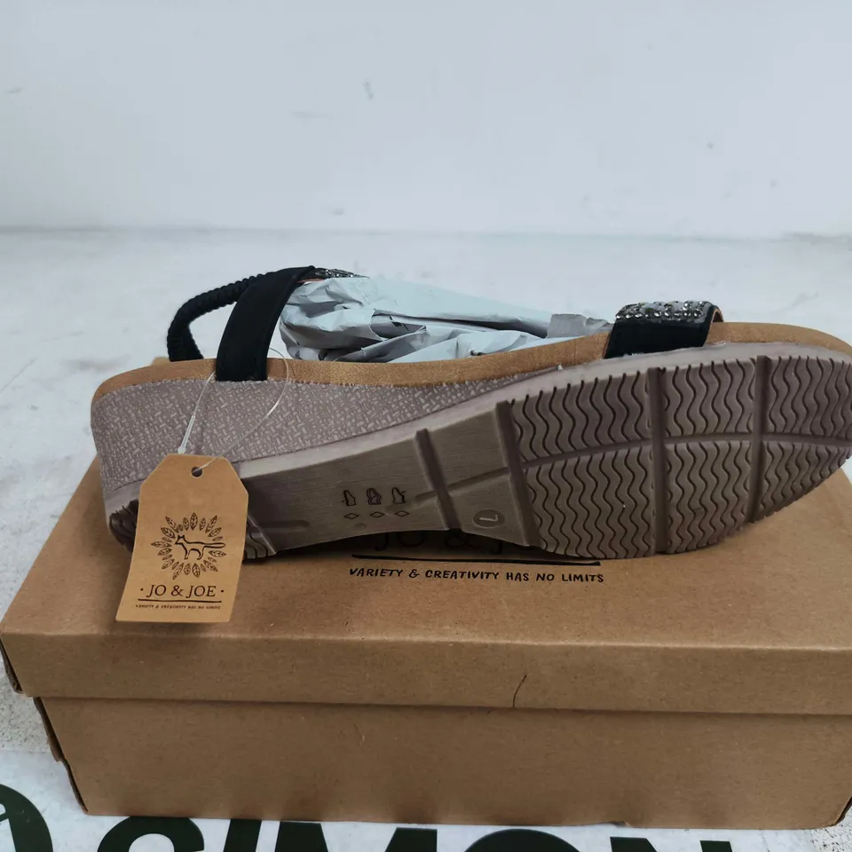 JO AND JOE CAPE VERDE SHOES BLACK UK 7 BOXED