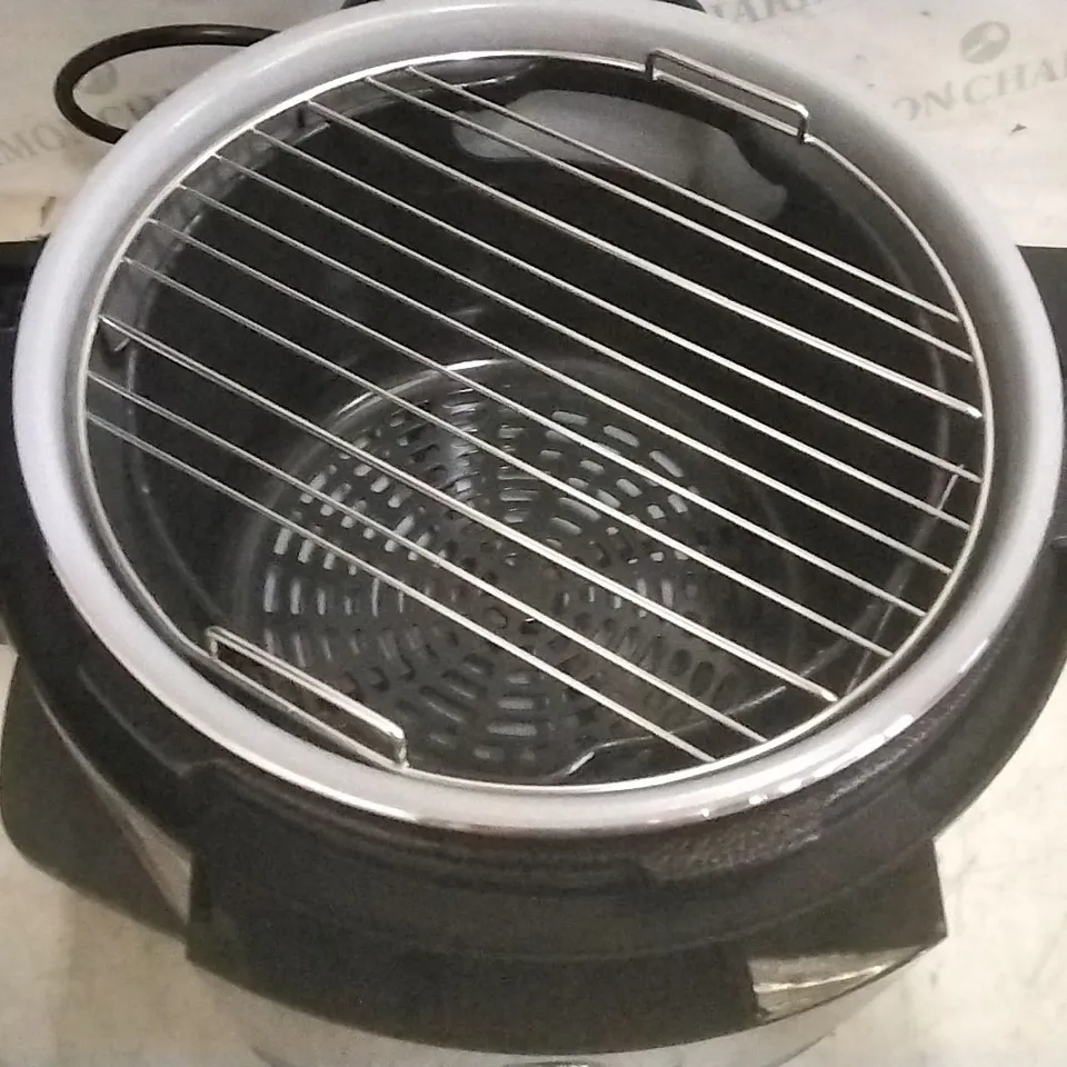 BOXED NINJA FOODI MAX MULTI COOKER