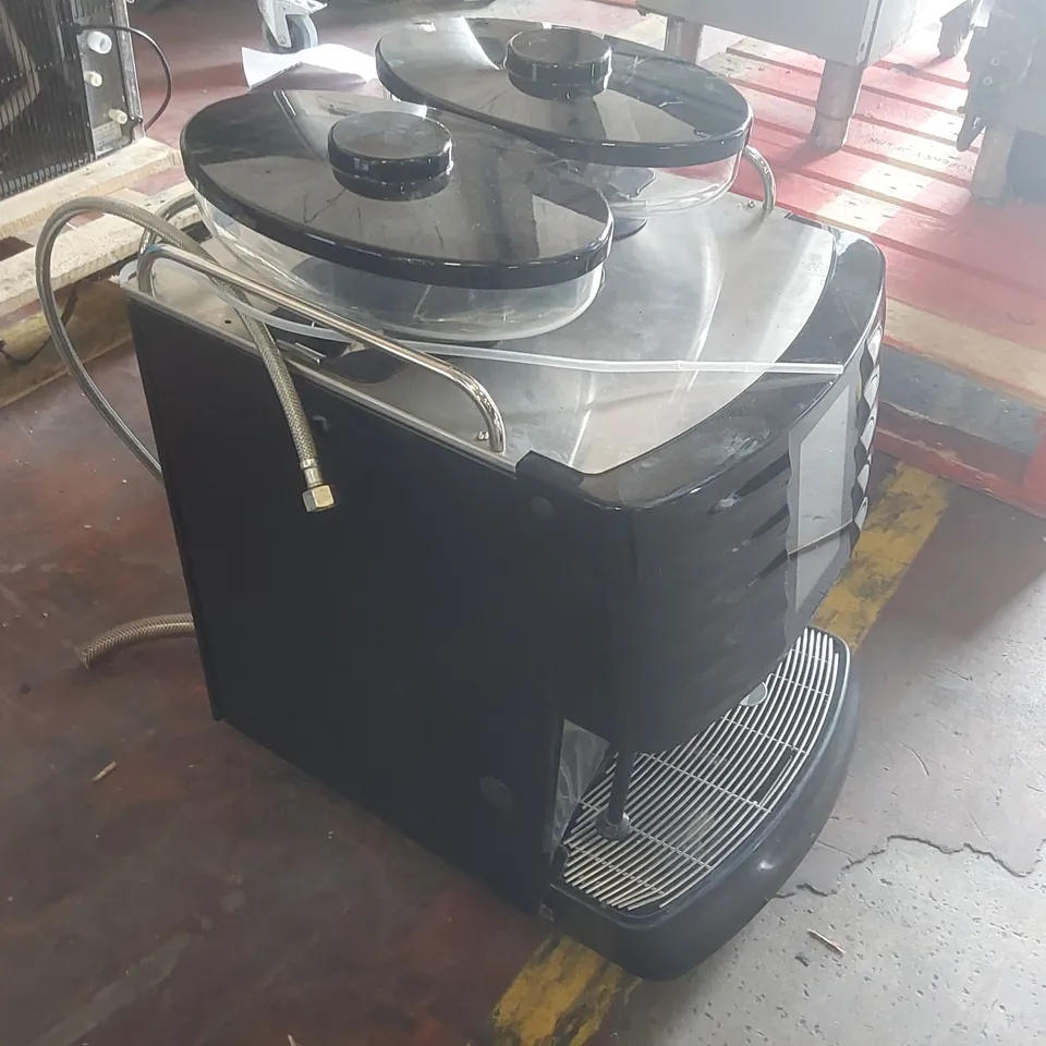 SHAERER COMMERCIAL BEAN TO CUP COFFEE MACHINE