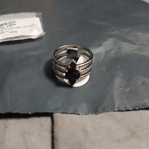 HELLO LOVER RING – BLACK ONYX & CUBIC ZIRCONIA, RHODIUM PLATED