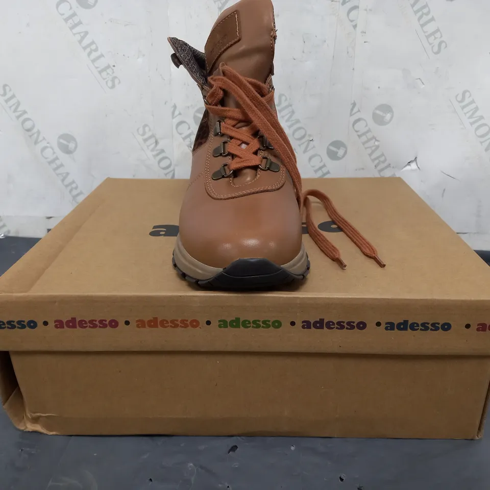 BOXED PAIR OF ADESSO ANKLE BOOTS IN TAN/LEOPARD PRINT SIZE 7