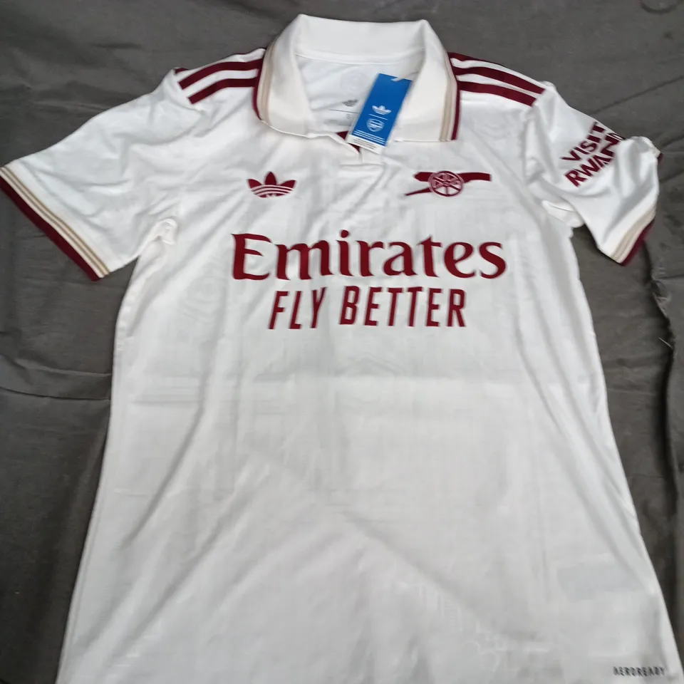 ARSENAL FC ADIDAS FOOTBALL SHIRT – EMIRATES FLY BETTER – WHITE – UK SIZE S