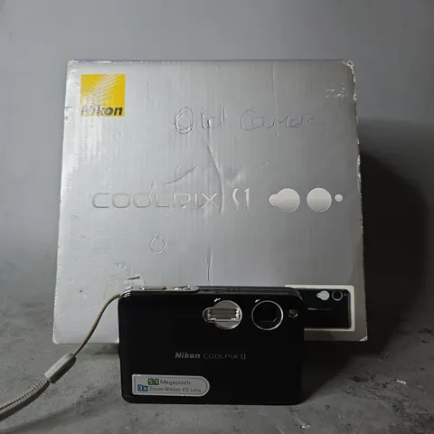 BOCED NIKON COOLPIX S1 CAMERA