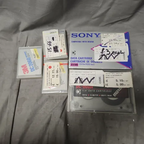 APPROXIMATELY 20 ASSORTED COMPUTER CARTRIDGES TO INCLUDE BRANDS SUCH AS SONY, MAXELL, 3M, ETC