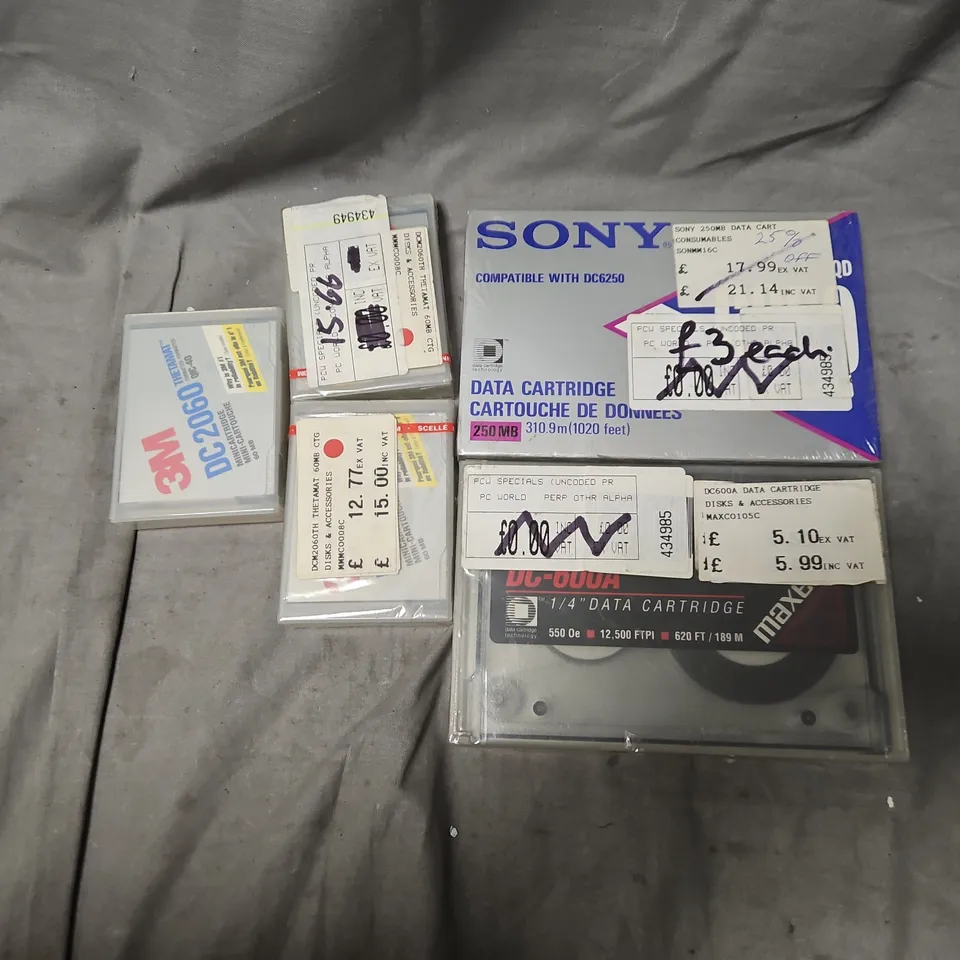 APPROXIMATELY 20 ASSORTED COMPUTER CARTRIDGES TO INCLUDE BRANDS SUCH AS SONY, MAXELL, 3M, ETC