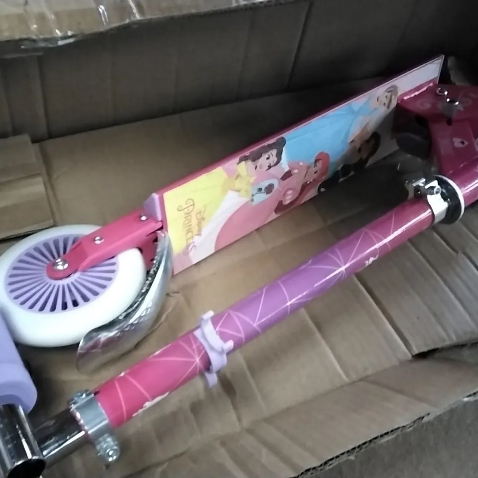 DISNEY PRINCESS FOLDING IN-LINE SCOOTER  RRP £34.99