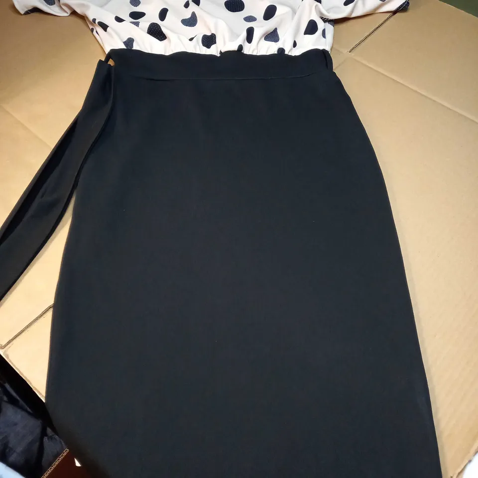 DESIGNER BLACK/CREAM BELTED MINI DRESS- SIZE 12