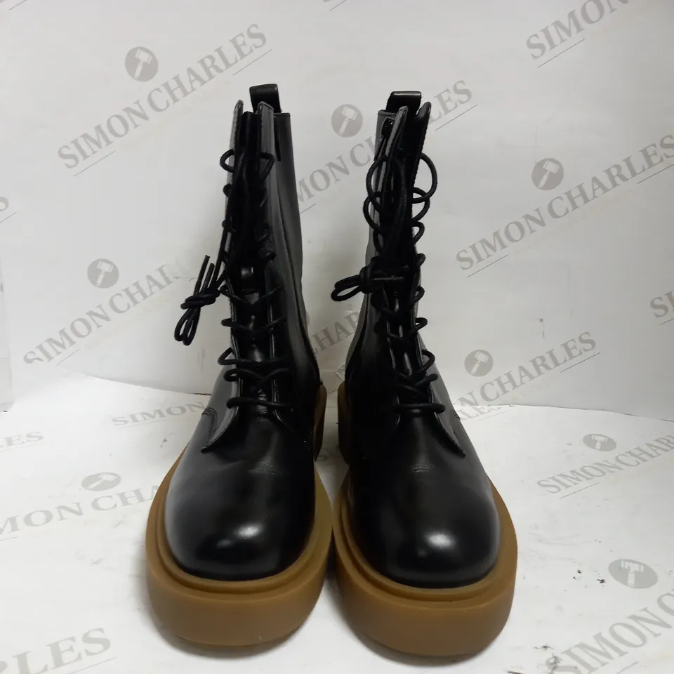 H&M LEATHER BOOTS UK SIZE 7.5