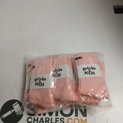 APPROXIMATELY 12 PAIRS OF KOI X KETNIPZ SOCKS PINK