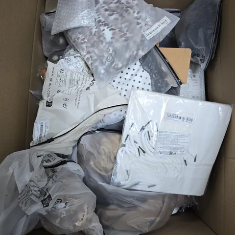 LARGE BOX OF APPROXIMATELY 20 ASSORTED ITEMS