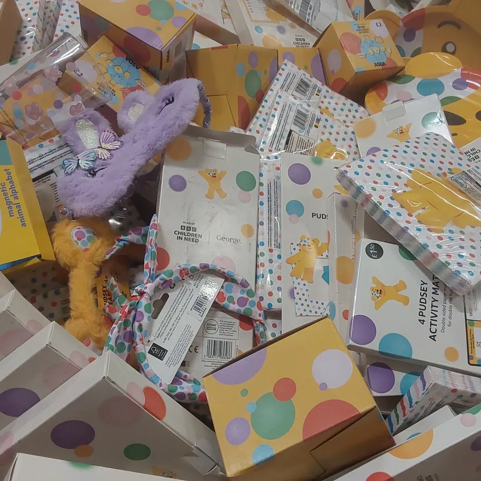 PALLET CONTAINING A LARGE QUANTITY OF ASSORTED PUDSEY ITEMS ECT