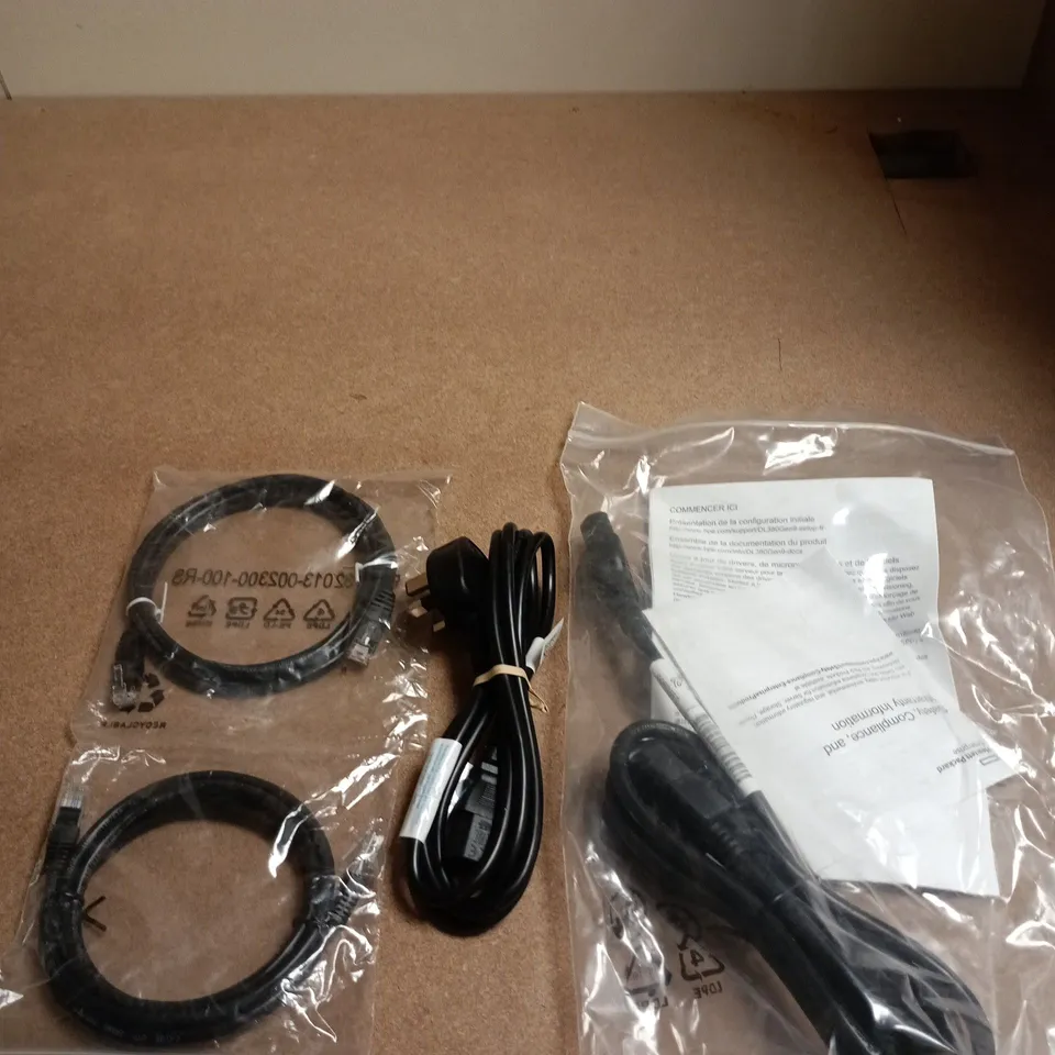 BOX OF APPROXIMATELY 20 ASSORTED POWER AND COMPUTER CABLES