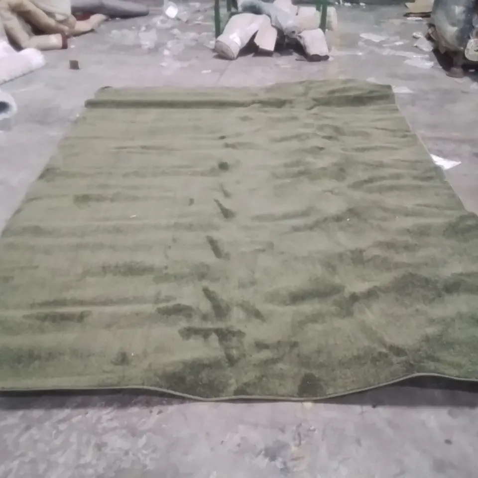 QUALITY DESIGNER AREA RUG - APPROXIMATELY 340x240