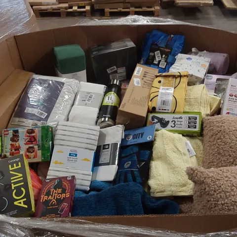 PALLET OF ASSORTED ITEMS INCLUDING: SALTER ELECTRONIC SCALE, KIDS CITY GOALKEEPER GLOVES, LEGO NUTCRACKER, ACTIVE STRETCH SET, DUVET SETS, SAVILLE KNIFE SHARPENER, 9PCS TOOLS AND GADGETS SET ECT