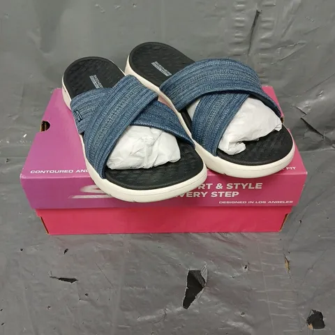 BOXED PAIR OF SKECHERS GO WALK FLEX SANDALS IN NAVY SIZE 6