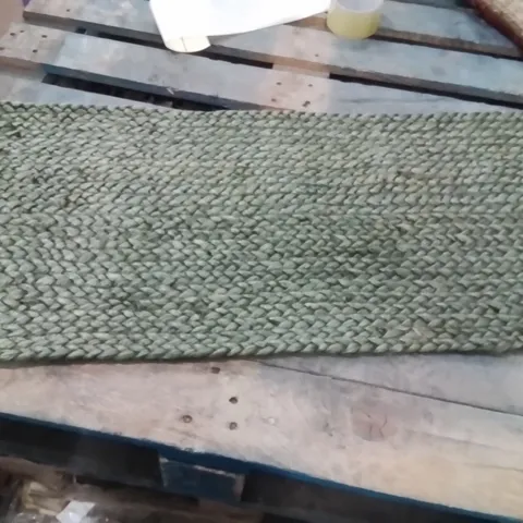 QUALITY DESIGNER AREA RUG - APPROXIMATELY 120X40CM